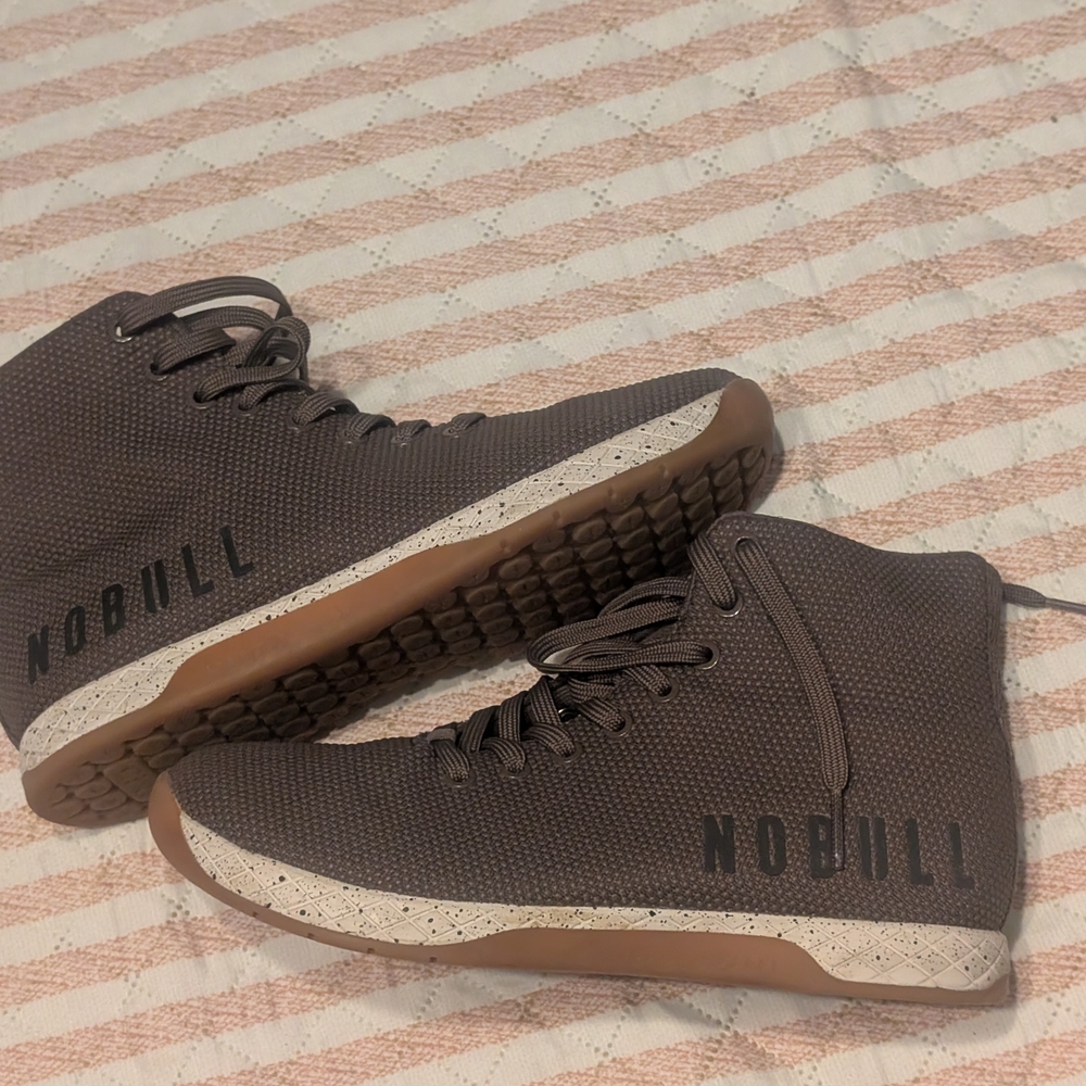 NOBULL Men's High-Top Trainers - Brown